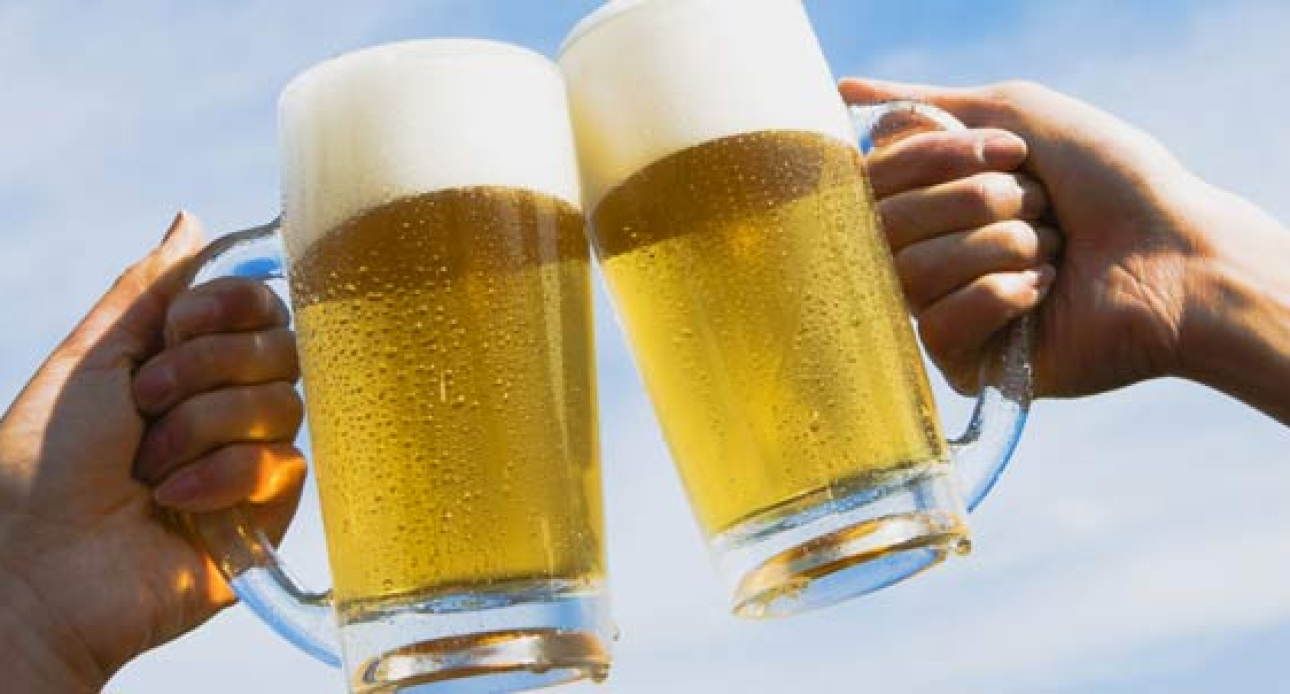 Laigueglia a Tutta Birra, un viaggio tra sapori, musica e il fascino autentico della Riviera Ligure