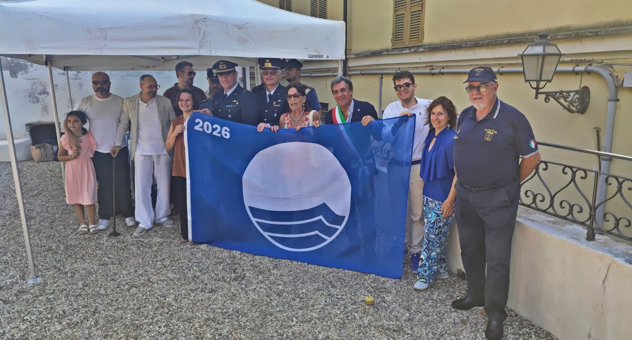 Laigueglia conquista la Bandiera Blu 2026: un riconoscimento che celebra mare, servizi e impegno ambientale